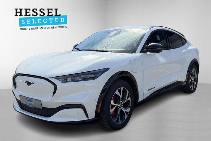 Hvid Ford Mustang Mach-E fra 2023