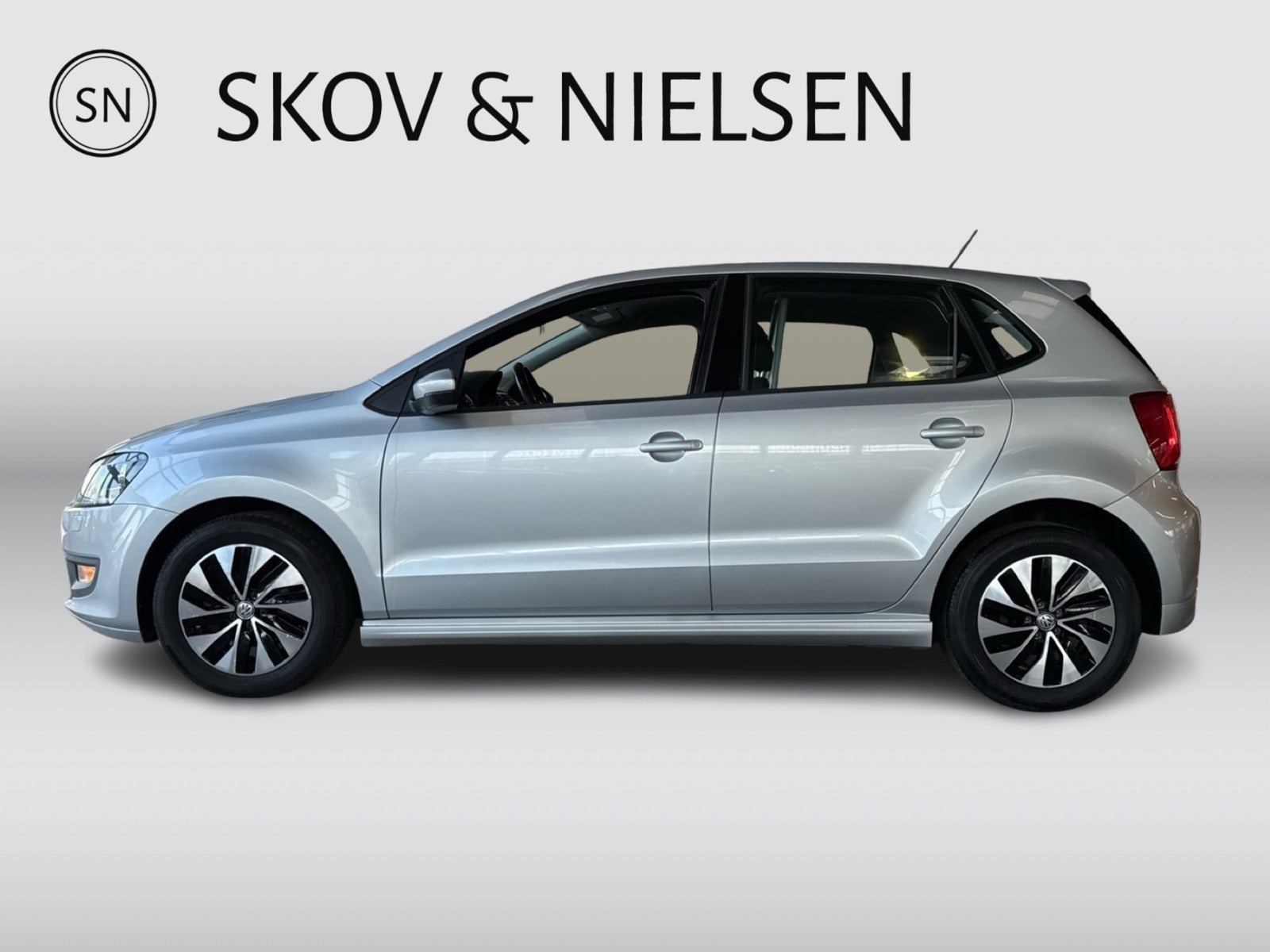 Sølv VW Polo fra 2016