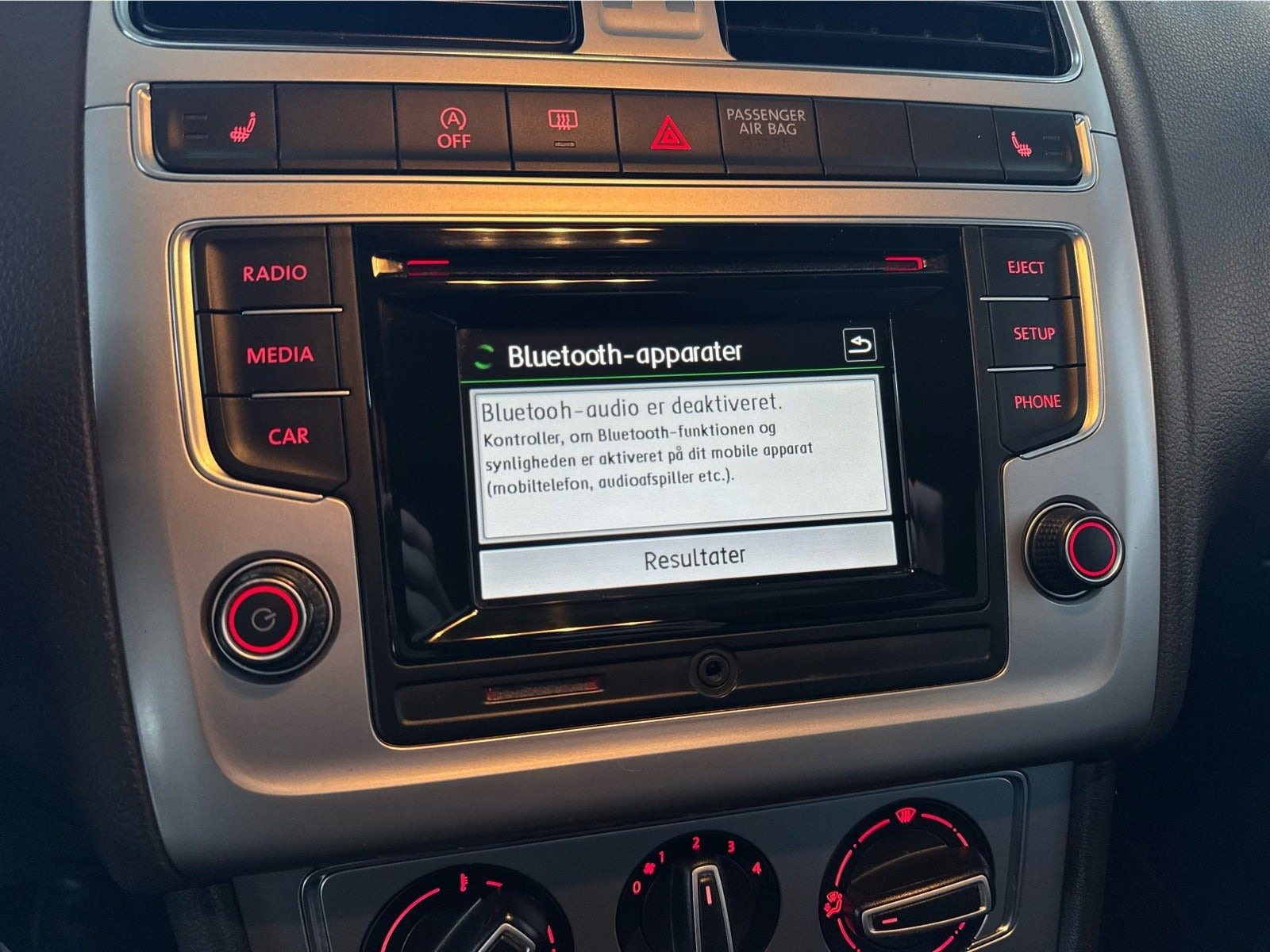 Sølv VW Polo fra 2016