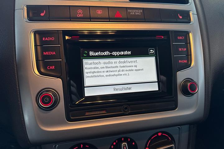 Sølv VW Polo fra 2016