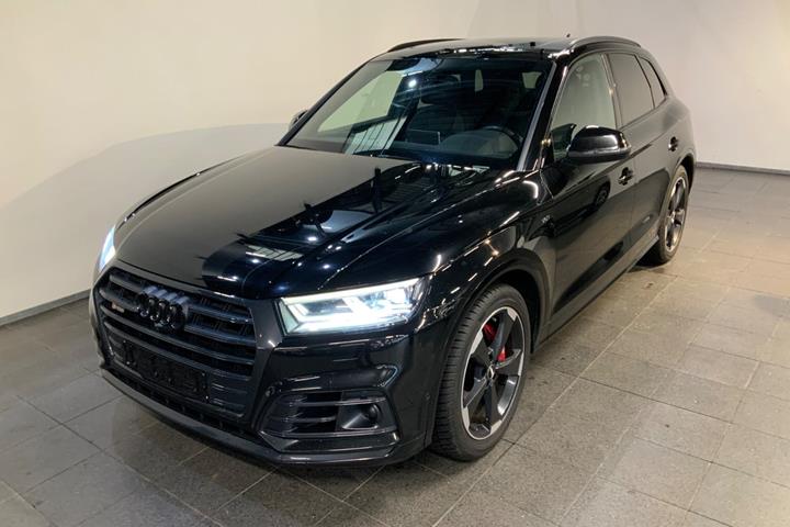 Sort Audi SQ5 fra 2018 set udefra
