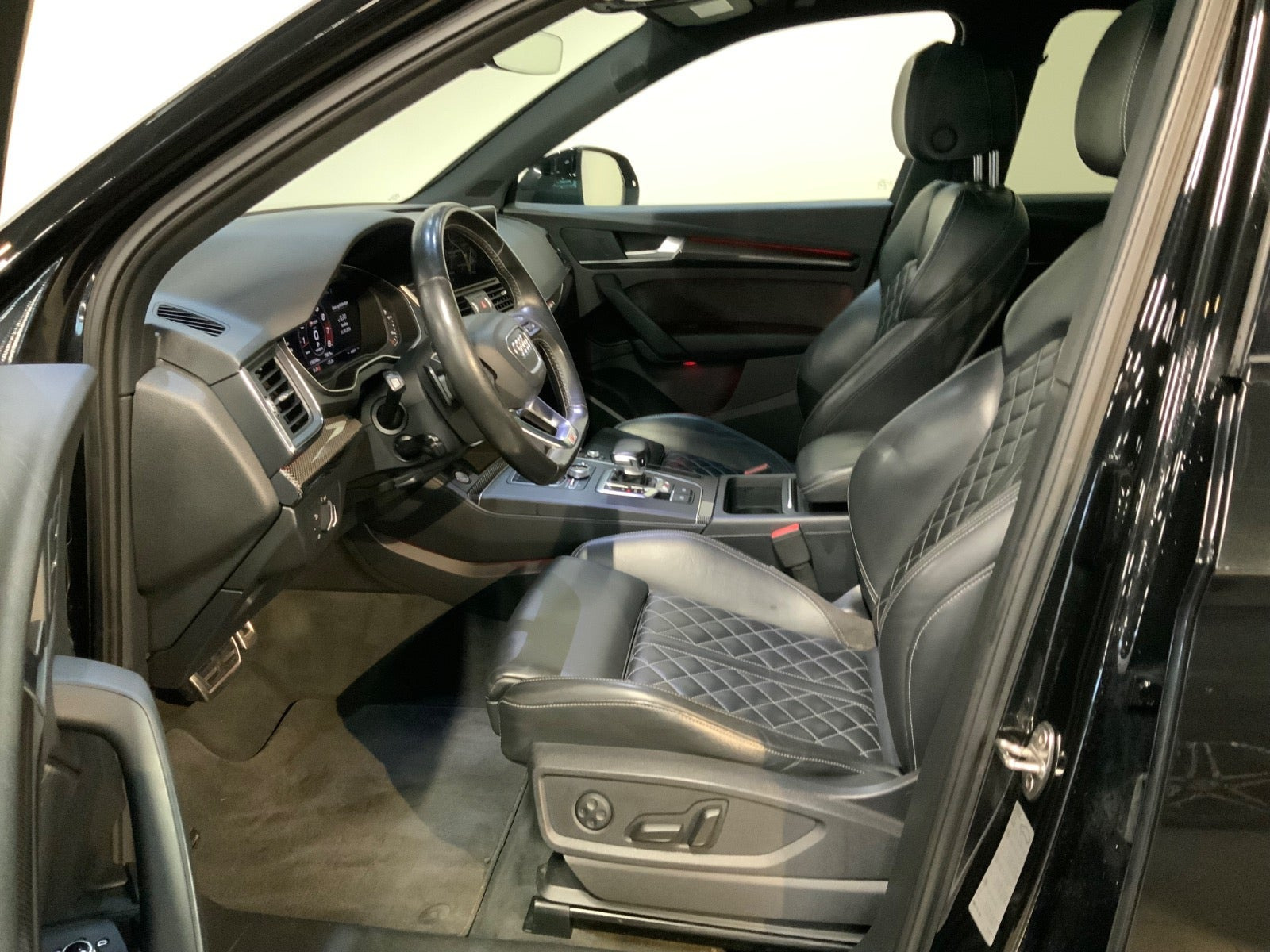 Sort Audi SQ5 fra 2018