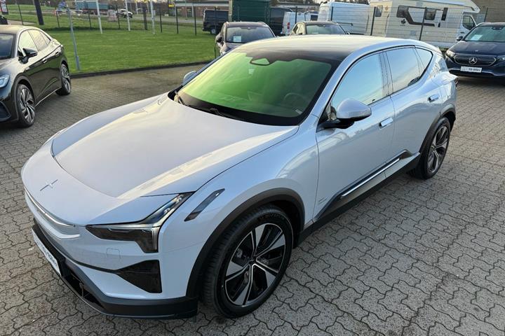 Grå Polestar 3 fra 2025