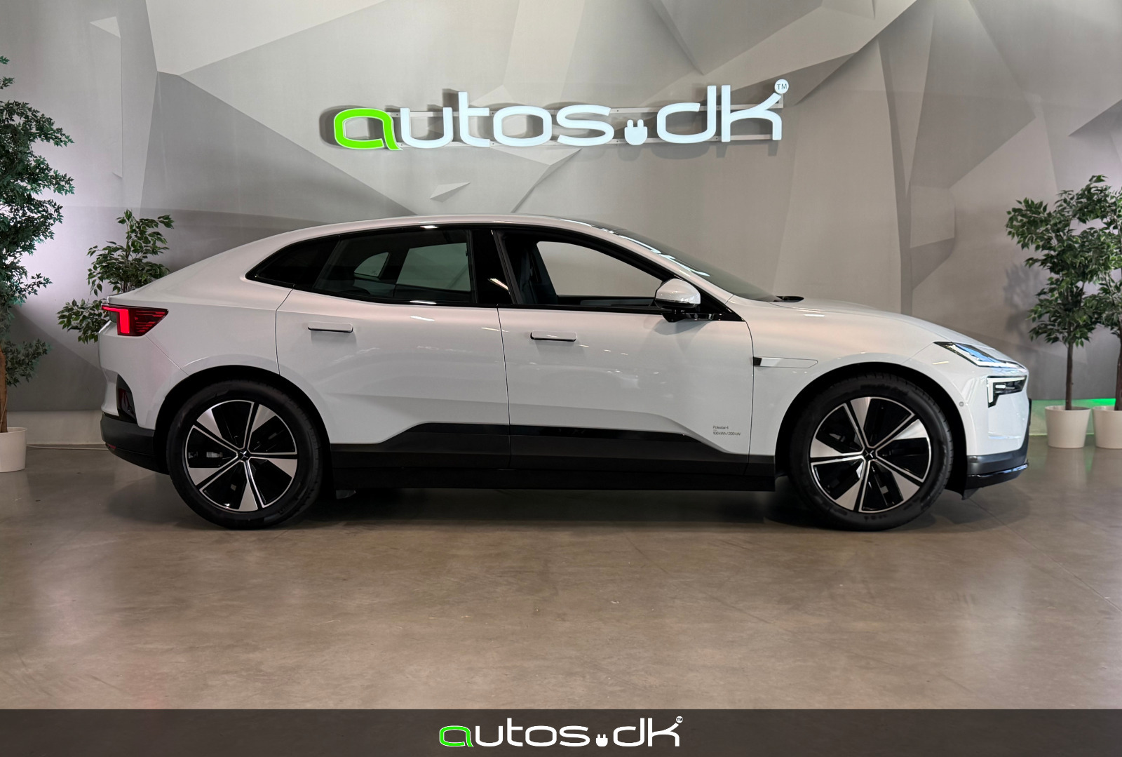Sølv Polestar 4 fra 2026