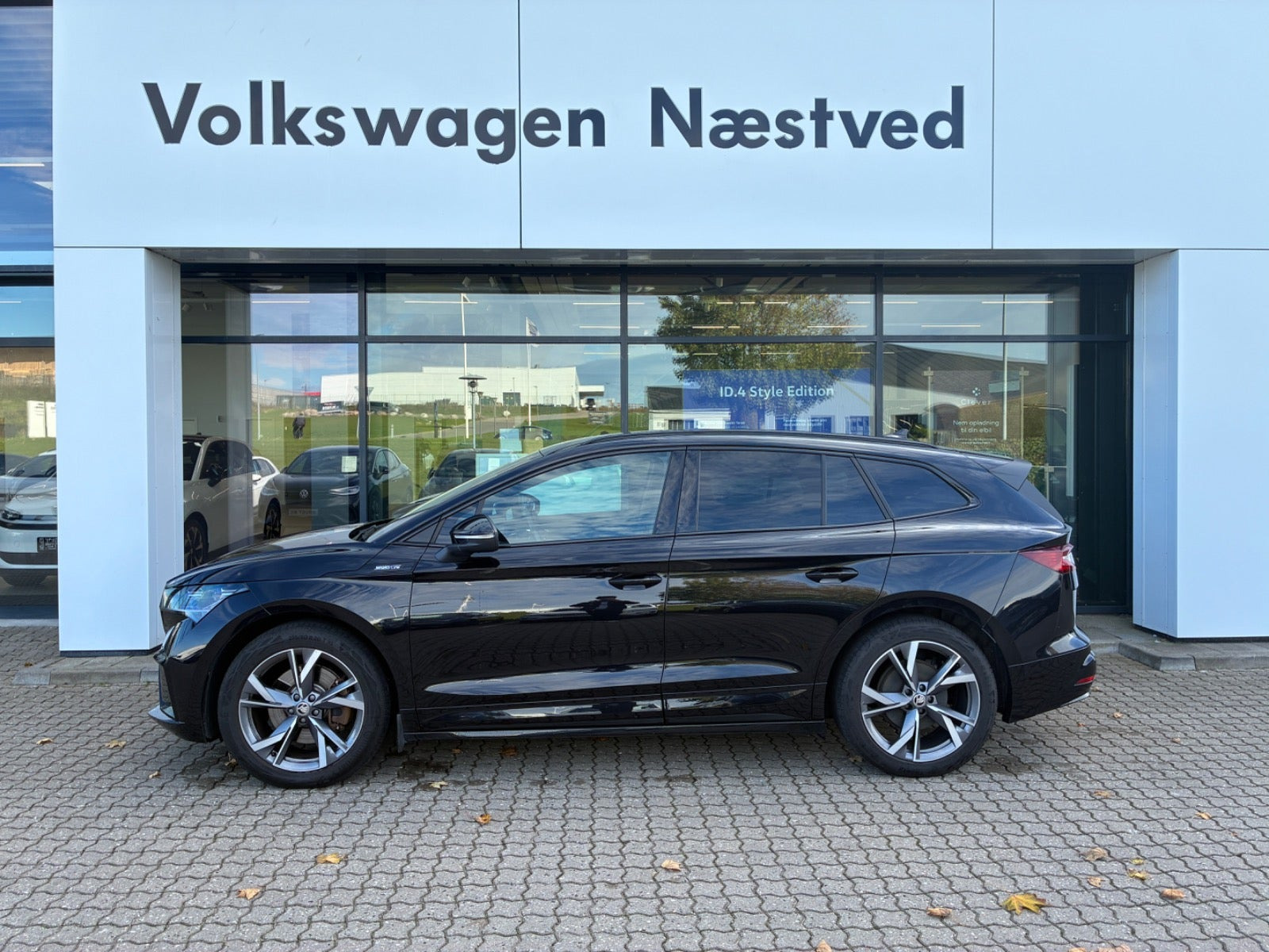 Sort Skoda Enyaq fra 2023