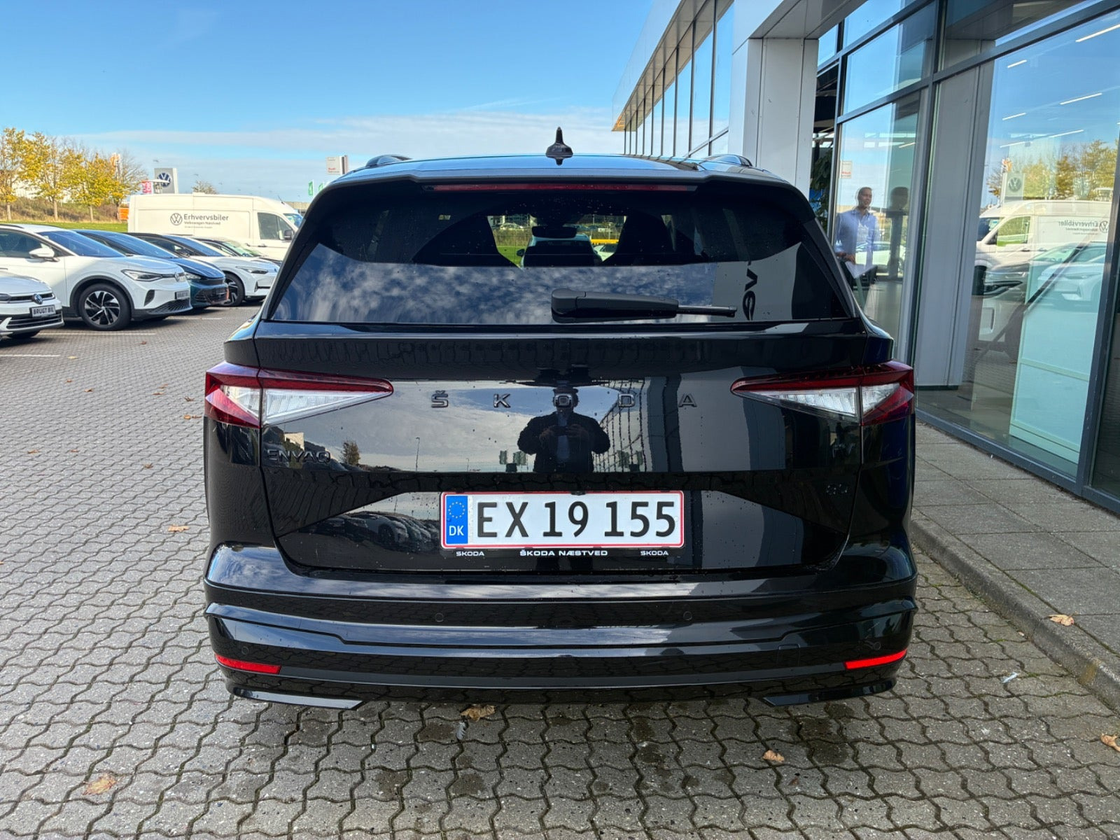 Sort Skoda Enyaq fra 2023