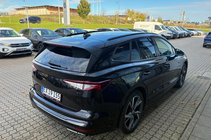 Sort Skoda Enyaq fra 2023