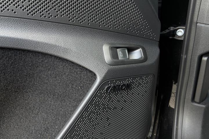 Sort Skoda Enyaq fra 2023