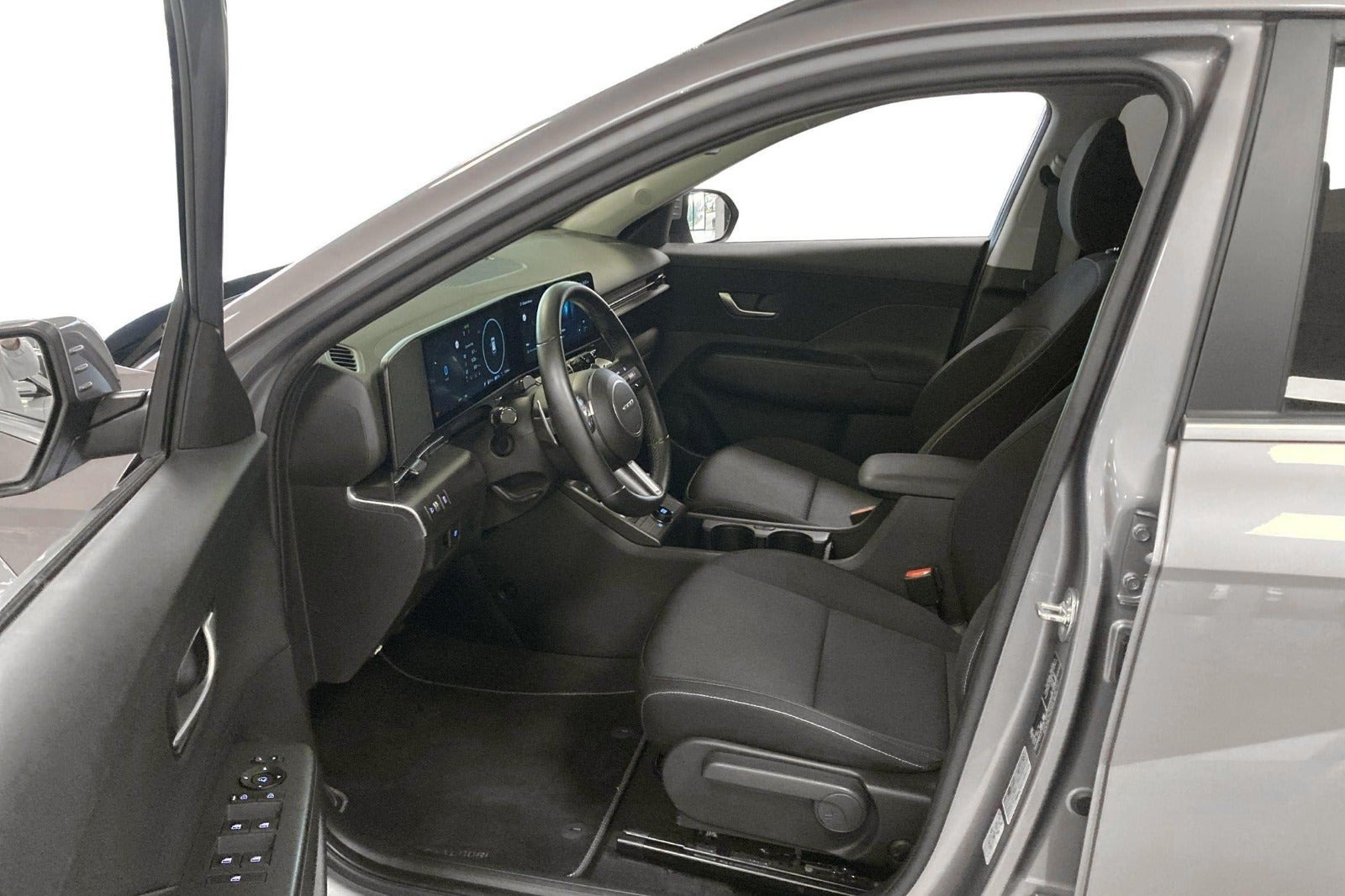 Blå Hyundai Kona fra 2024