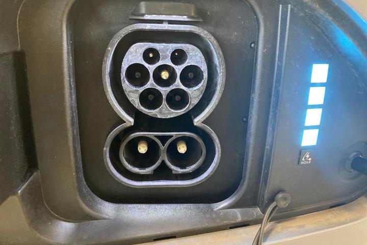 Blå Hyundai Kona fra 2024