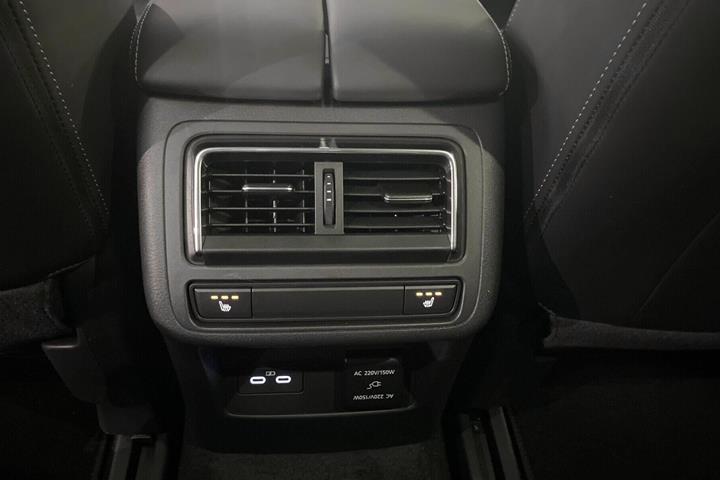 Blå Mazda CX-60 fra 2025