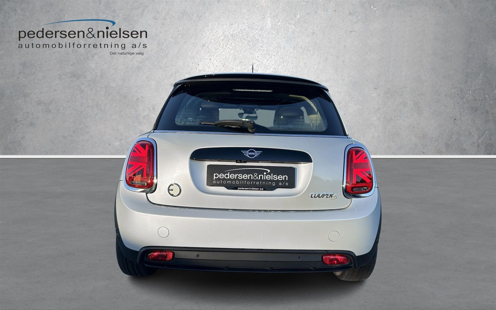 Hvid Mini Cooper fra 2022
