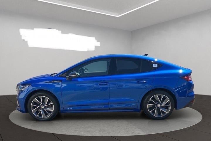 Blå Skoda Enyaq fra 2024