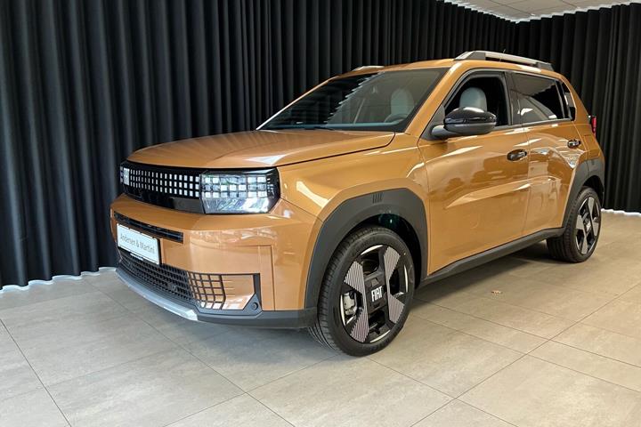 Bronze Fiat Grande Panda fra 2025 set udefra