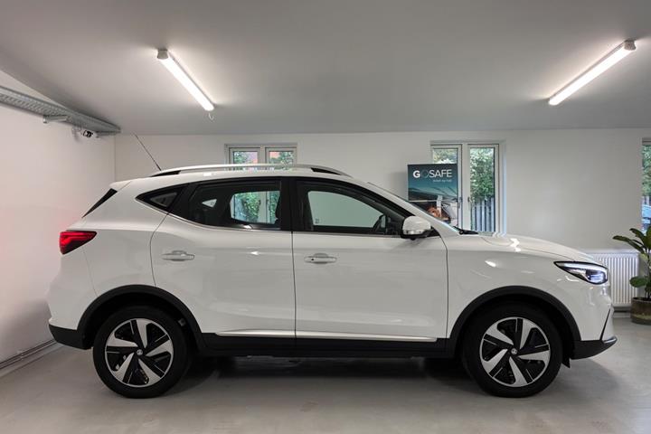 Hvid MG ZS fra 2023