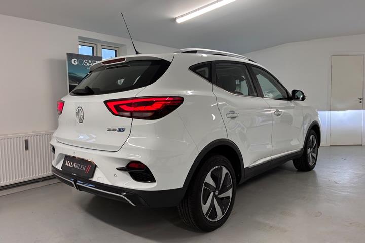 Hvid MG ZS fra 2023
