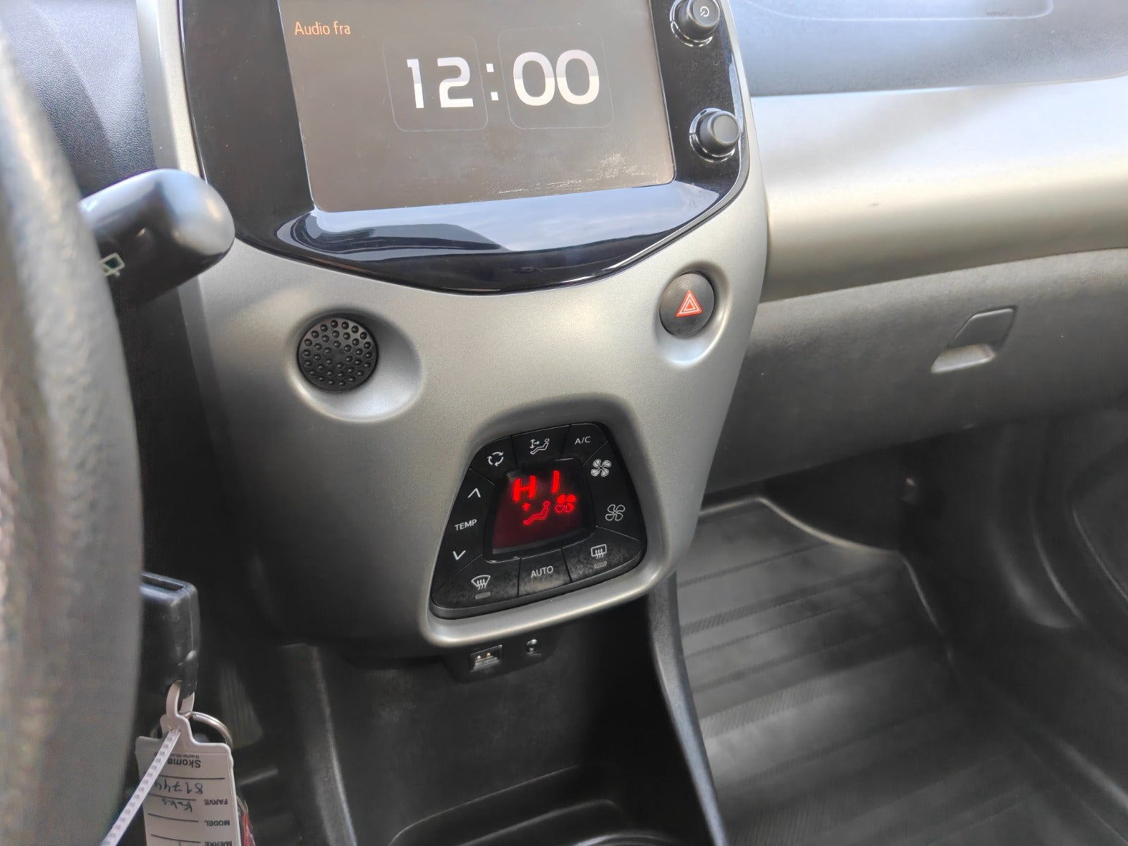 Gul Citroën C1 fra 2011