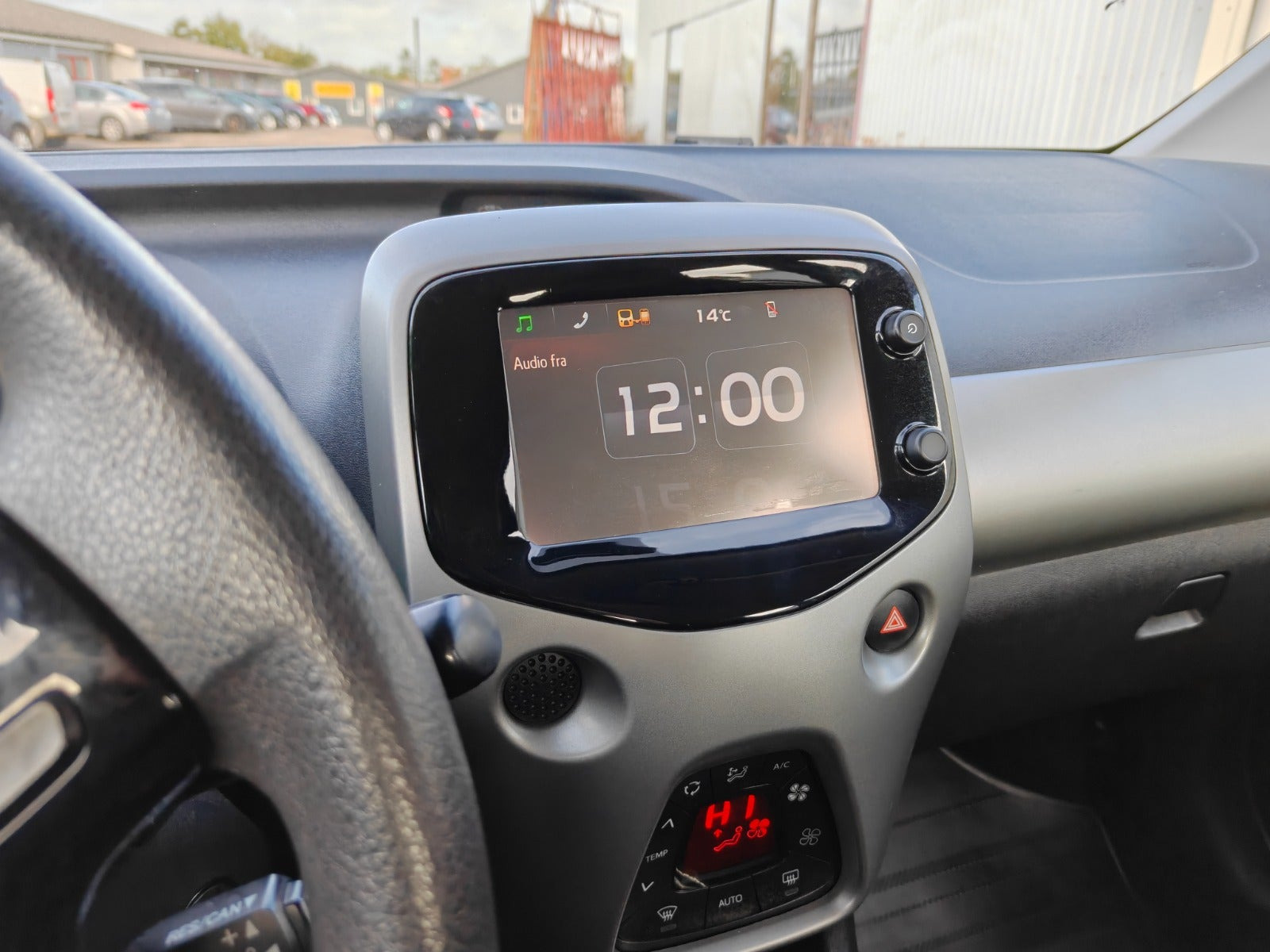 Gul Citroën C1 fra 2011