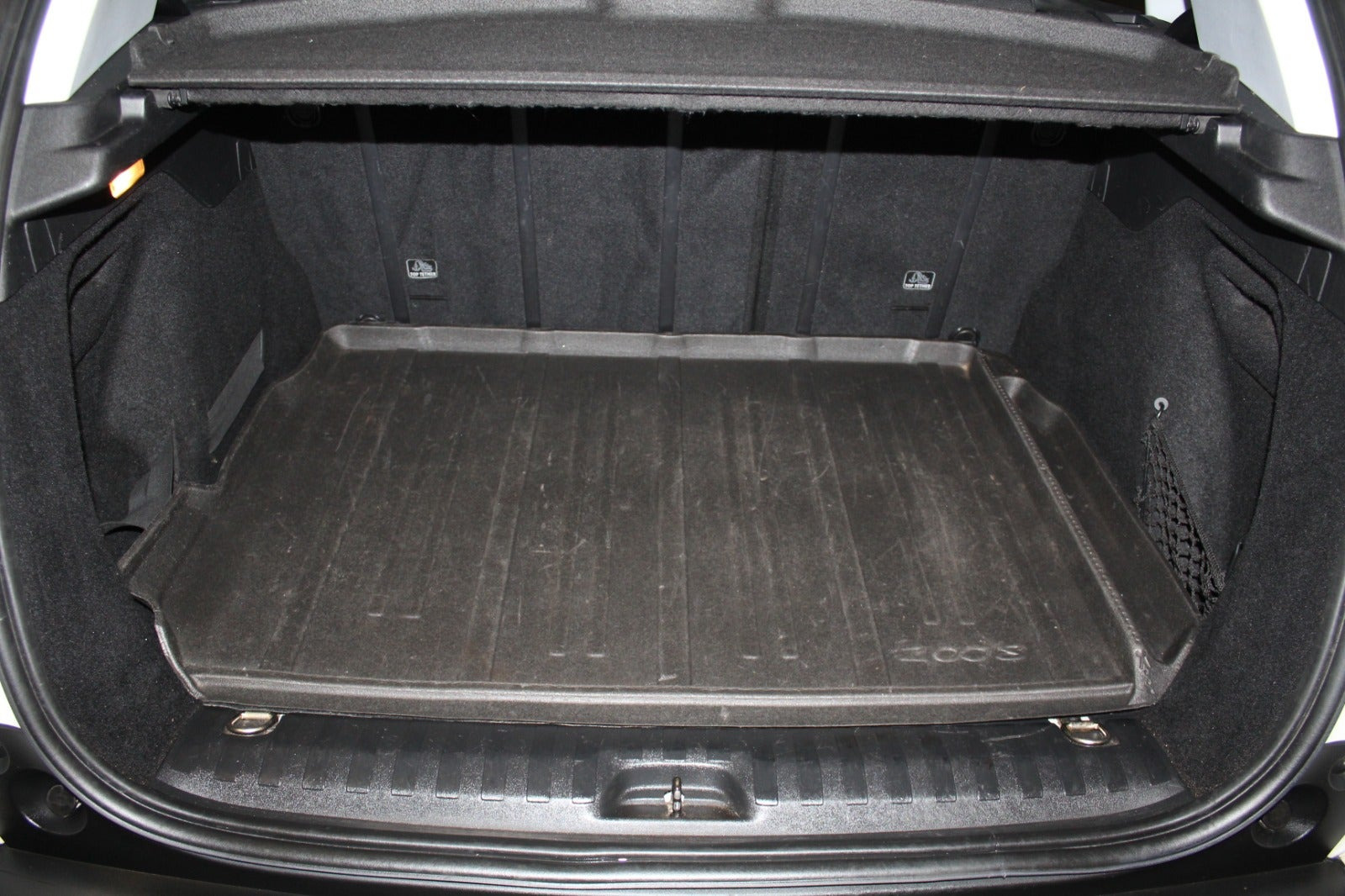 Hvid Peugeot 2008 fra 2014