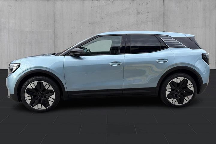 Blå Ford Explorer fra 2025