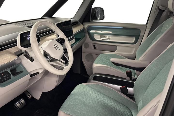 Sølv VW ID.Buzz fra 2024