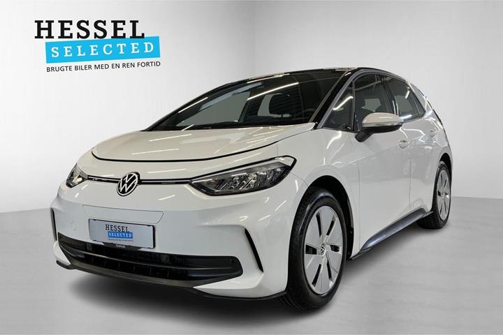 Hvid VW ID.3 fra 2024 set udefra
