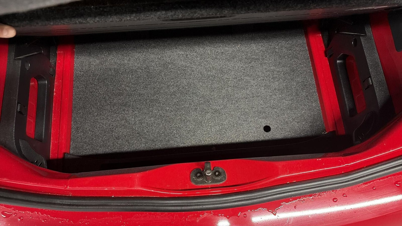 Rød VW E-UP! fra 2021