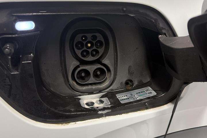 Hvid VW ID.4 fra 2021