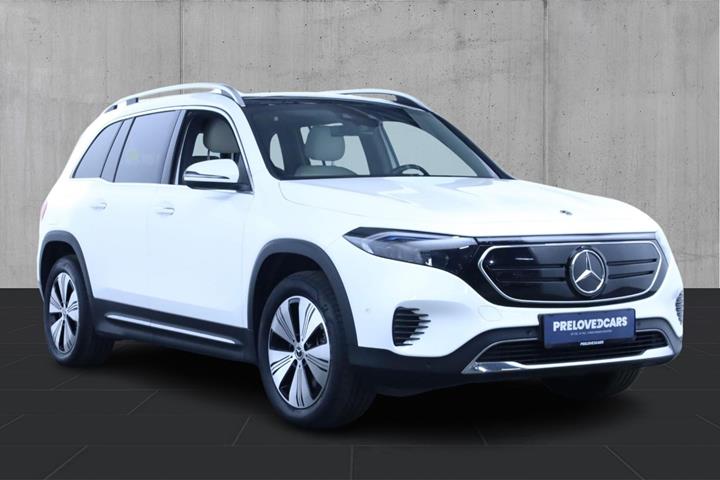 Hvid Mercedes EQB300 fra 2023