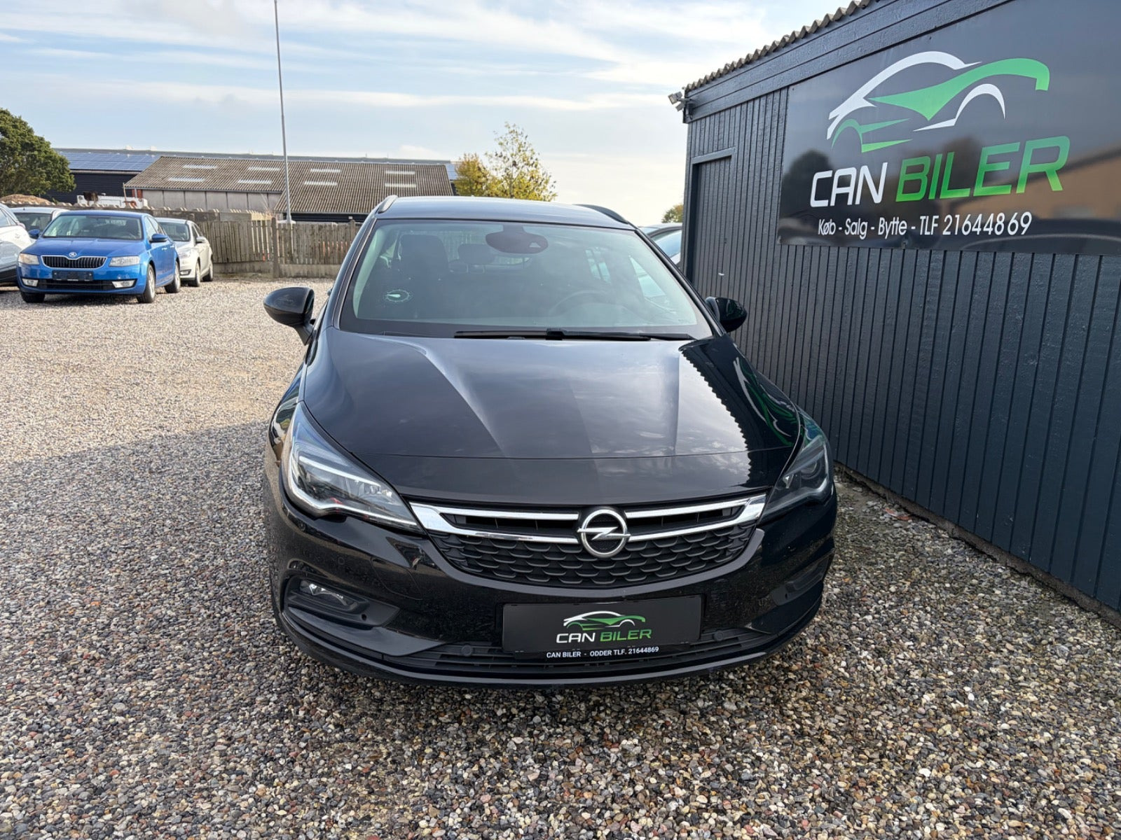 Sort Opel Astra fra 2017