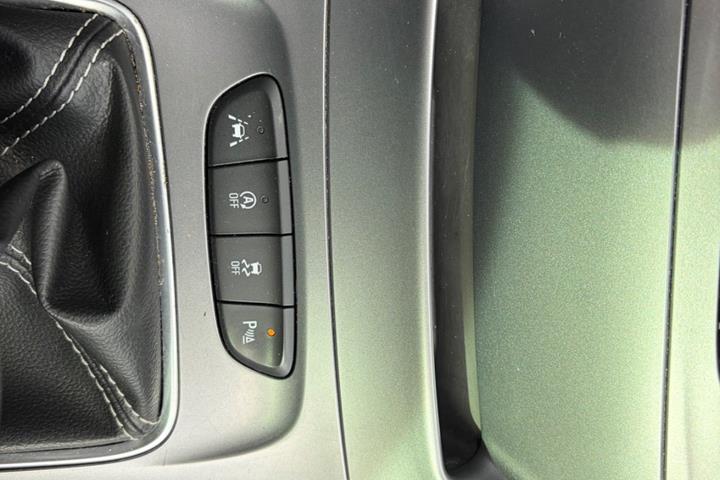 Sort Opel Astra fra 2017