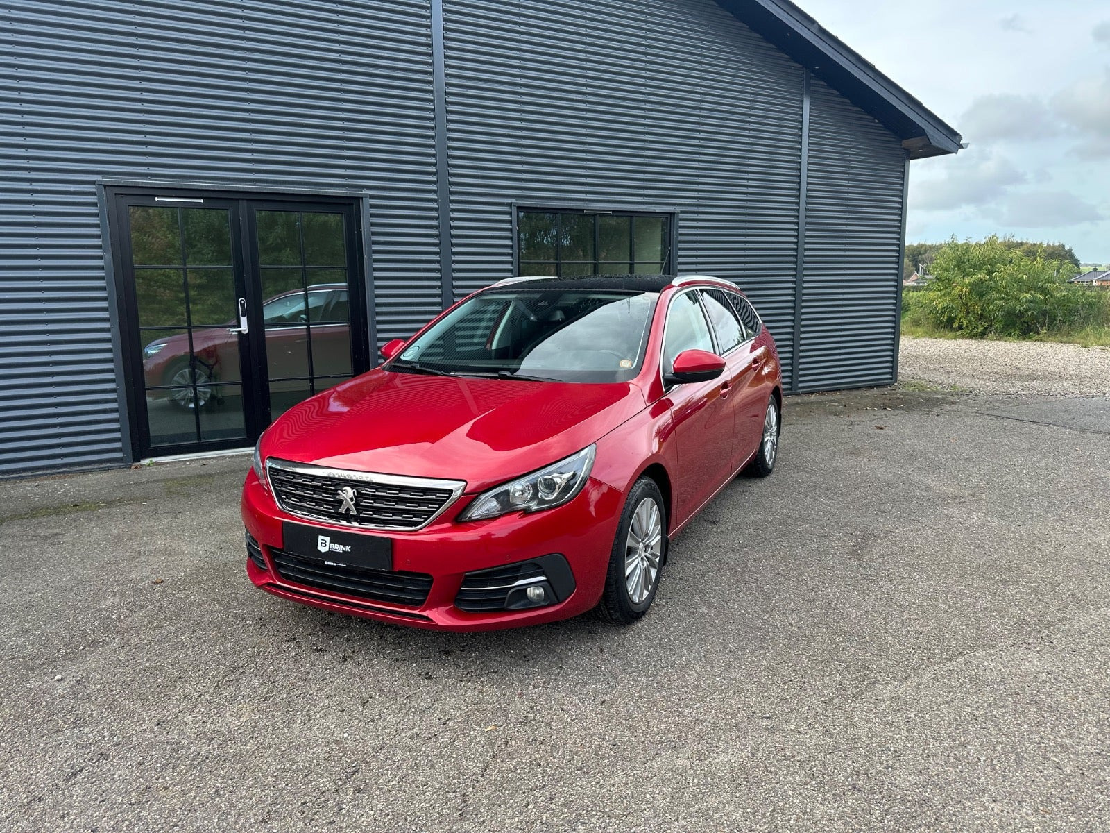 Peugeot 308 1,6 BlueHDi 120 Allure Sky SW