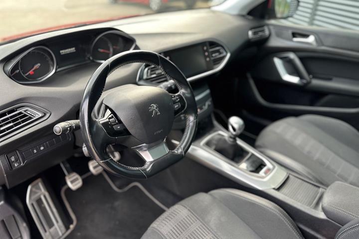 undefined Peugeot 308 fra 2018