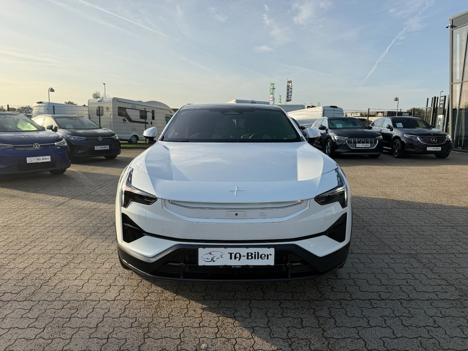 Hvid Polestar 3 fra 2024