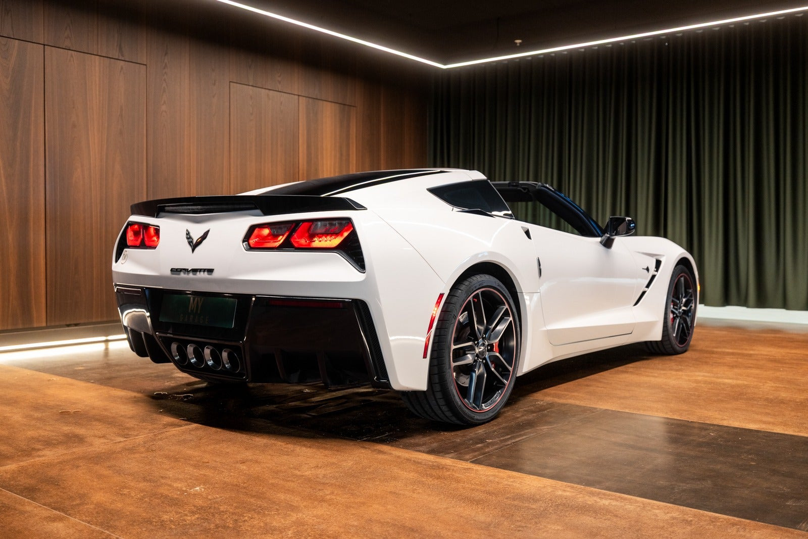 Hvid Chevrolet Corvette fra 2017