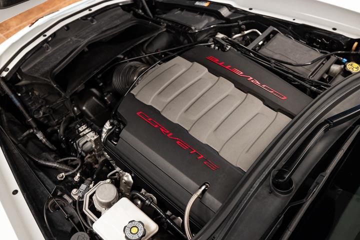 Hvid Chevrolet Corvette fra 2017