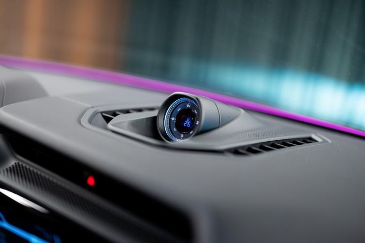 Blå Porsche Cayenne fra 2026
