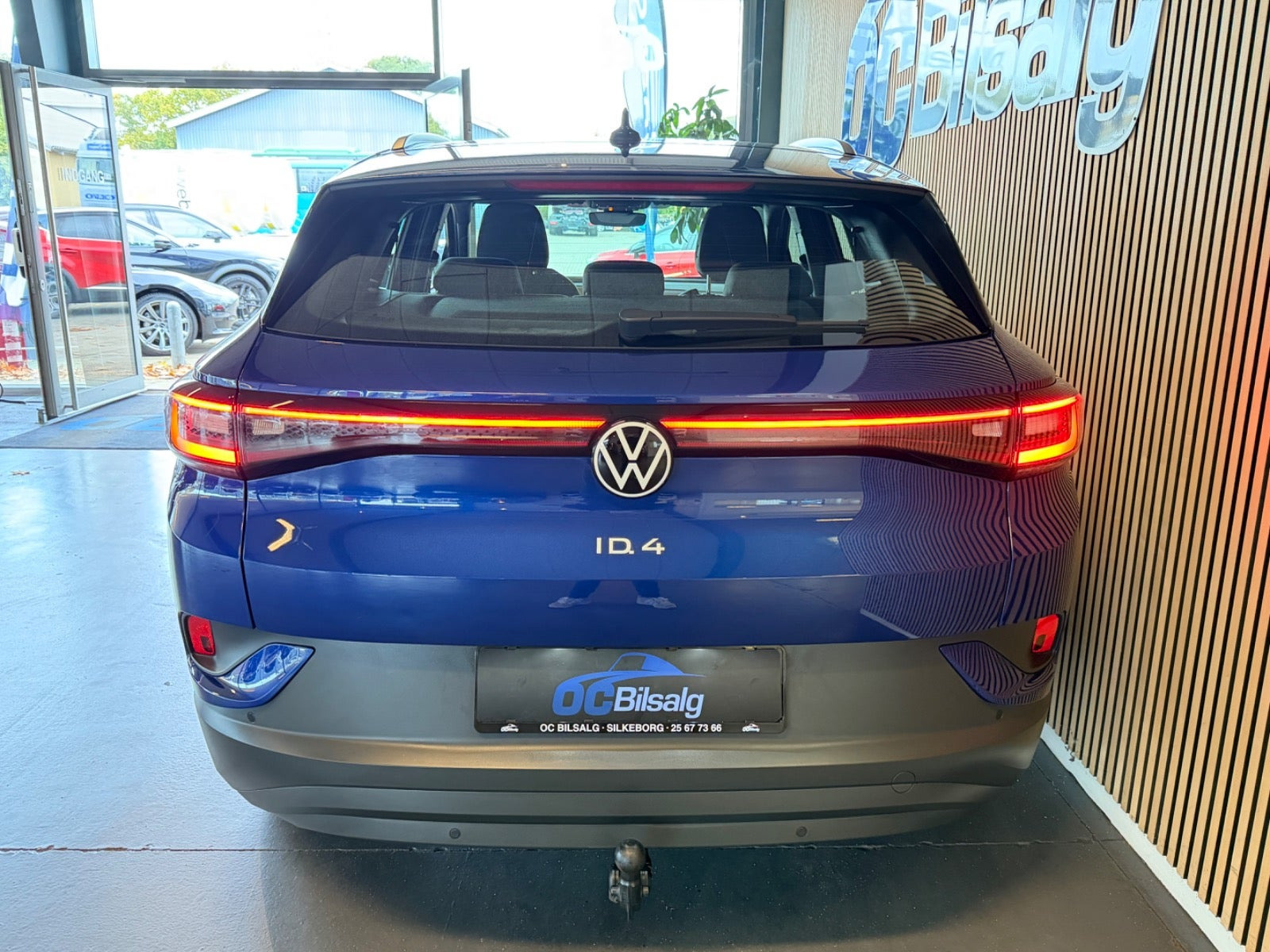 Blå VW ID.4 fra 2023