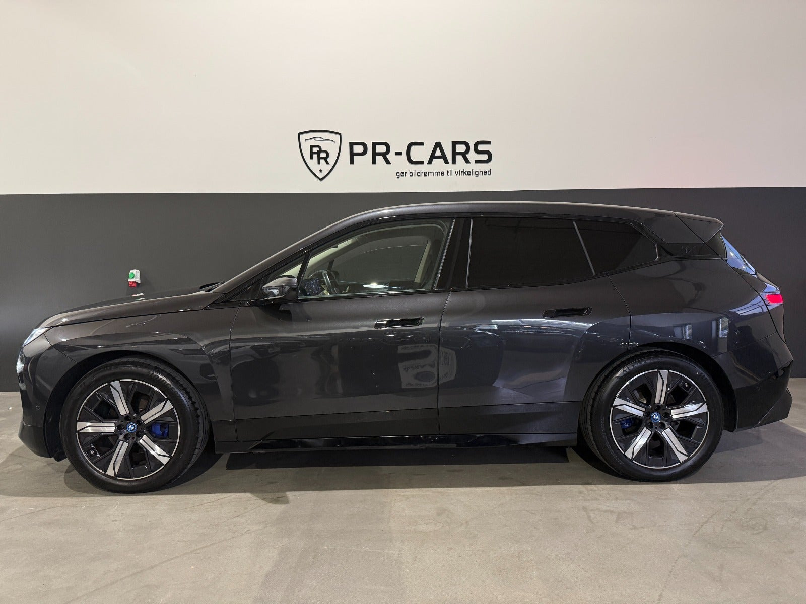 BMW iX xDrive50