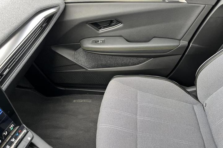 Sort Renault Megane E-Tech fra 2023