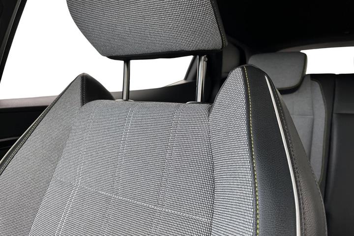 Sort Renault Megane E-Tech fra 2023