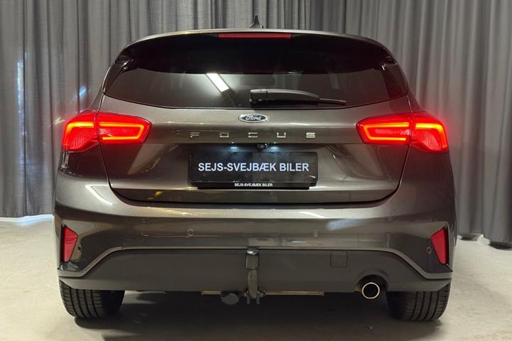 Grå Ford Focus fra 2019
