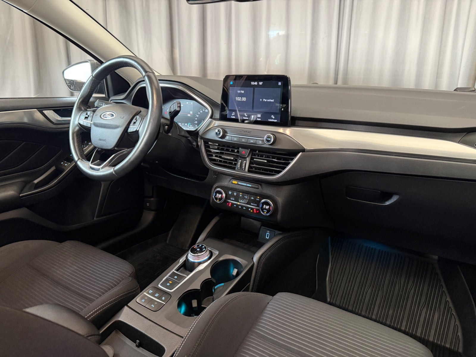 Grå Ford Focus fra 2019