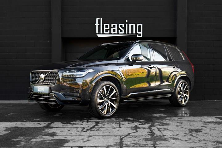 Sort Volvo XC90 fra 2023