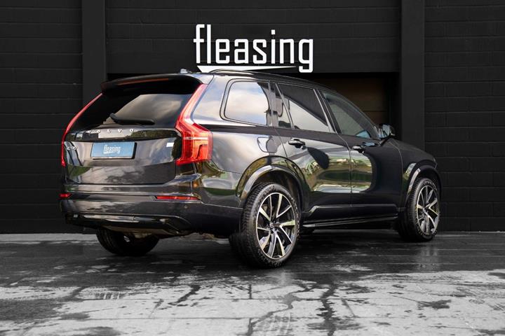 Sort Volvo XC90 fra 2023