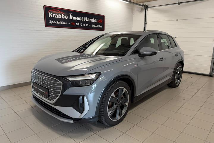 Grå Audi Q4 e-tron fra 2023