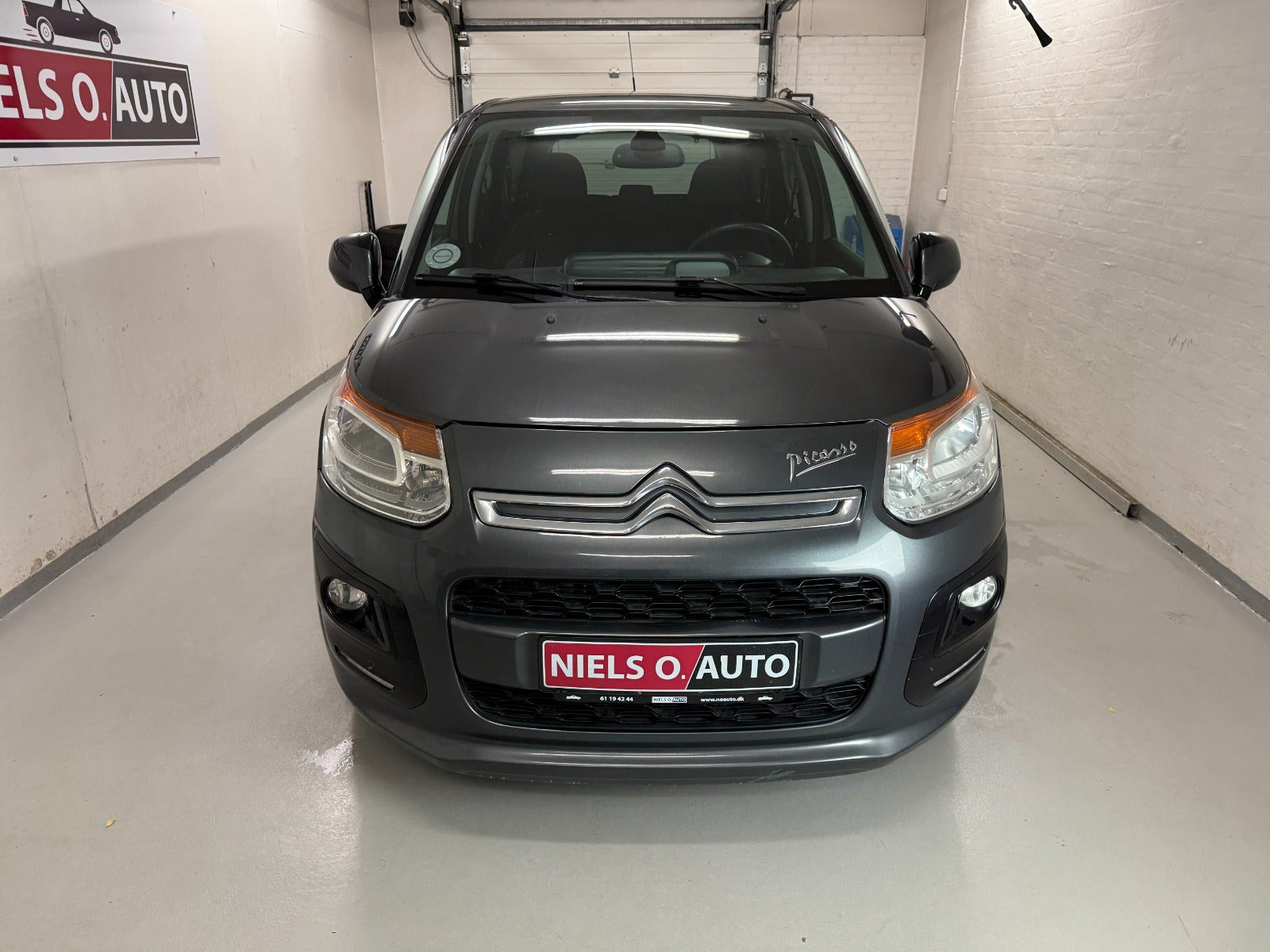 Grå Citroën C3 Picasso fra 2014