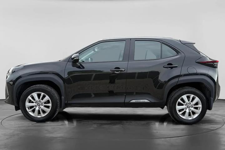 Sort Toyota Yaris Cross fra 2022