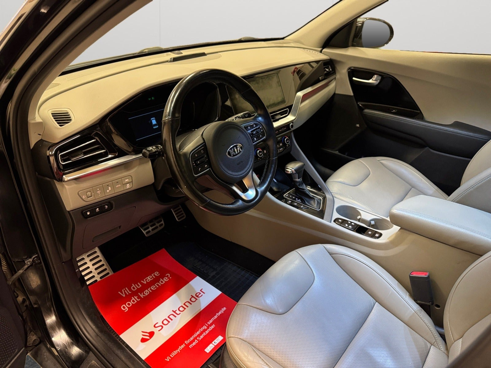 Sort Kia Niro fra 2020