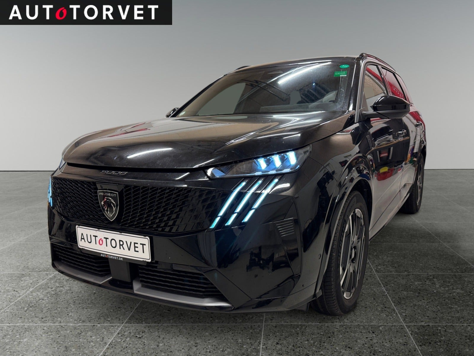 Peugeot e-5008 77 GT 7prs